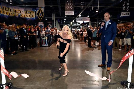 Jenny McCarthy