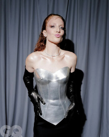 Jess Glynne