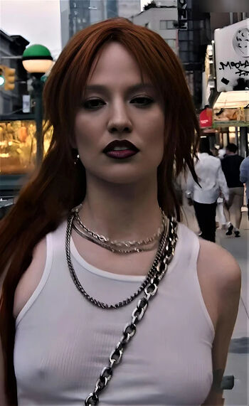 Jess Glynne