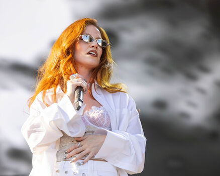 Jess Glynne