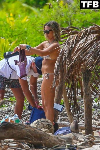 Jessica Alba