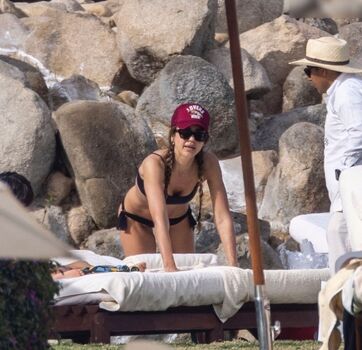 Jessica Alba