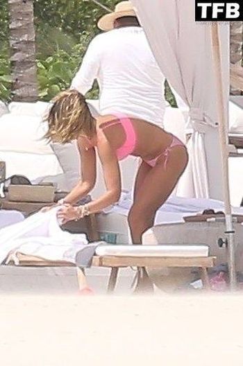 Jessica Alba