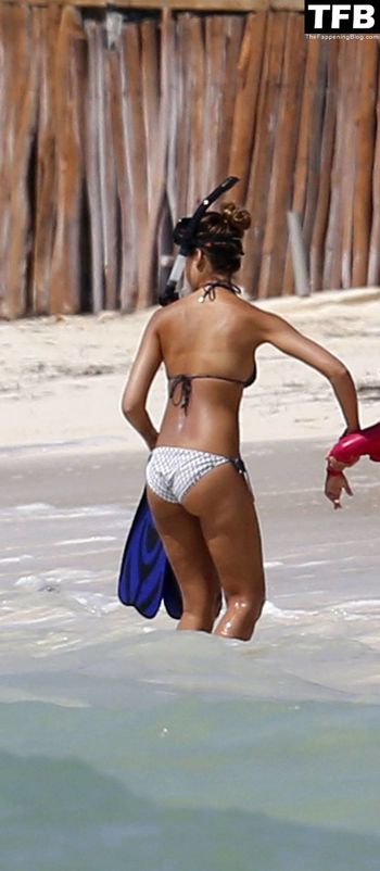 Jessica Alba