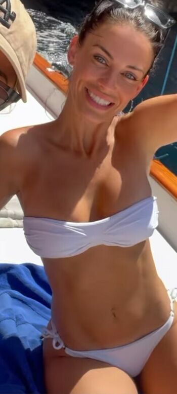 Jessica Lowndes