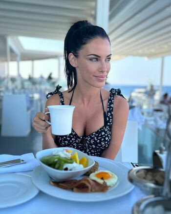 Jessica Lowndes