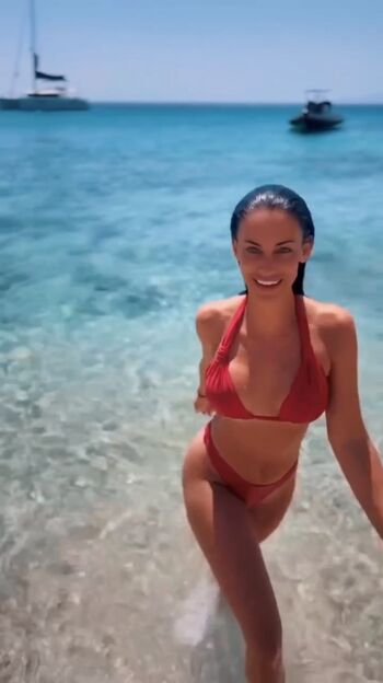 Jessica Lowndes