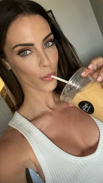 Jessica Lowndes