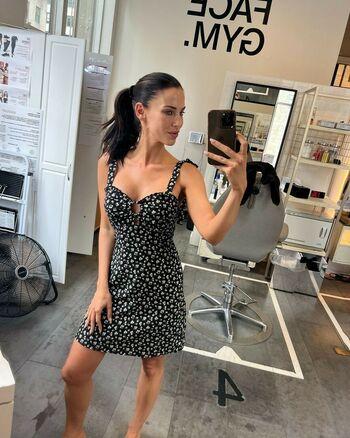 Jessica Lowndes