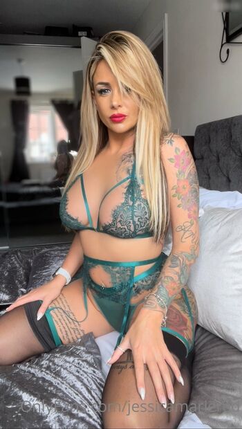 jessicamariered