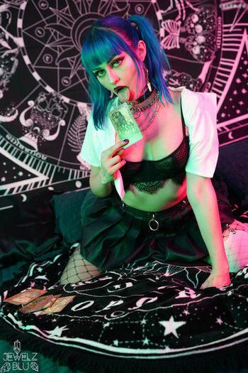 Jewelz Blu