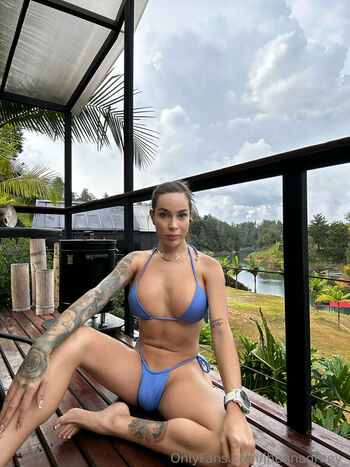 jhennagreey_