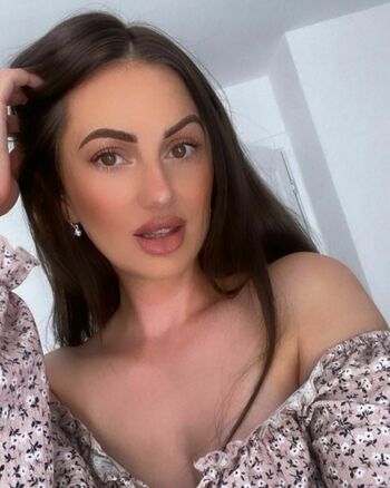 Jodie Carnall