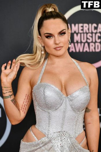 JoJo Levesque