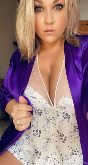 jojos_sexycurves