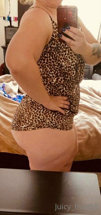 juicy_fruit88