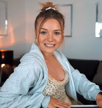 Julia Beautx