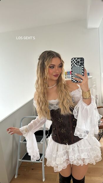 Julia Beautx