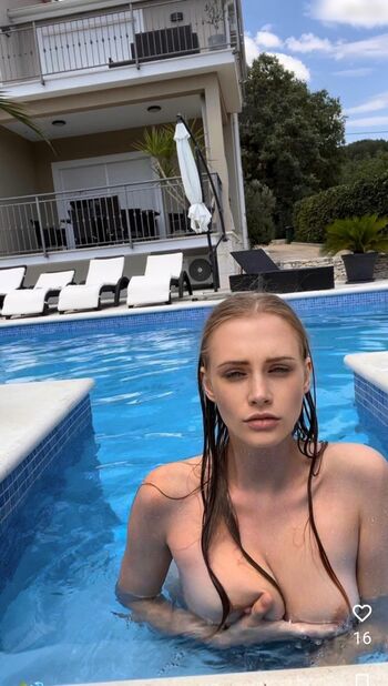 Julia Damro