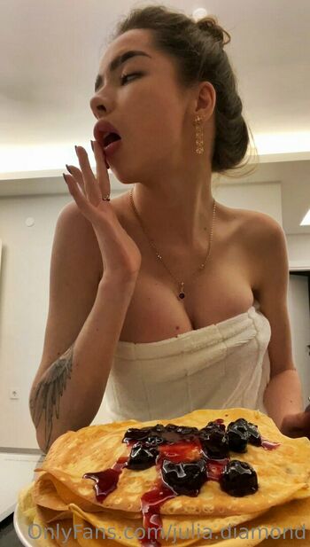 julia-diamond