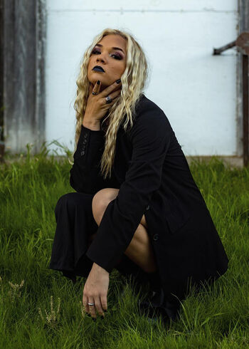 Julia Hart