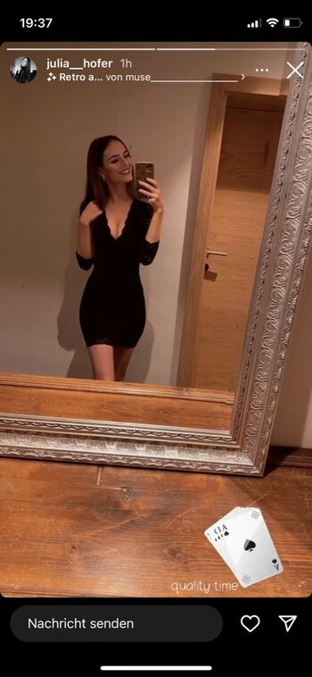 Julia Hofer