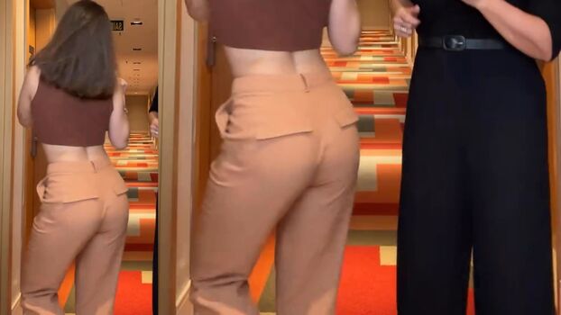 Julia K Barni