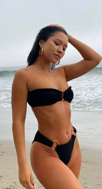 Julia Kelly