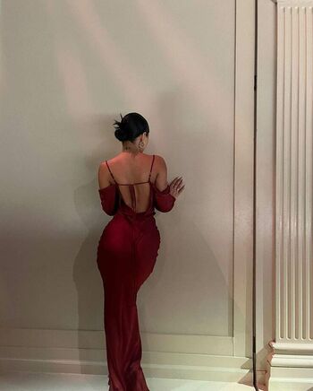 Julia Kelly