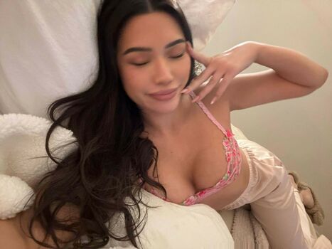 Julia Kelly