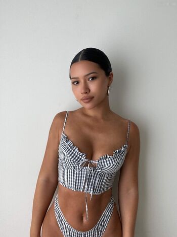 Julia Kelly