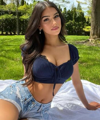 Julia Merekoulias