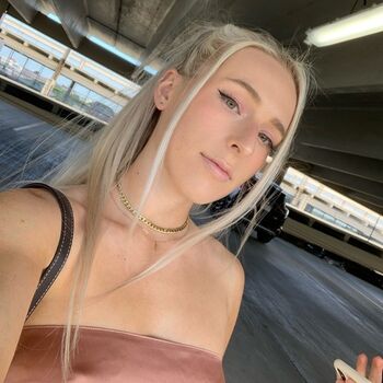 Julia Pakey