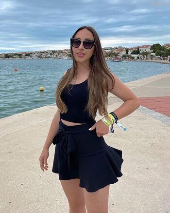 Juliabellax