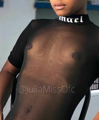 juliamissofc