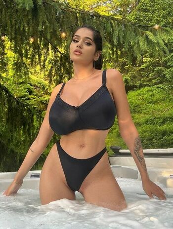 juliaticaofficial