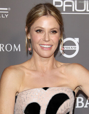 Julie Bowen