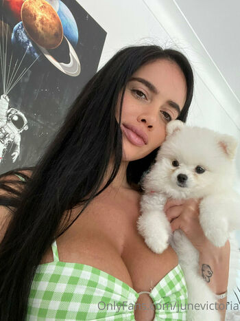 junevictoria
