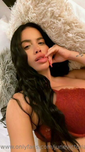 junevictoria