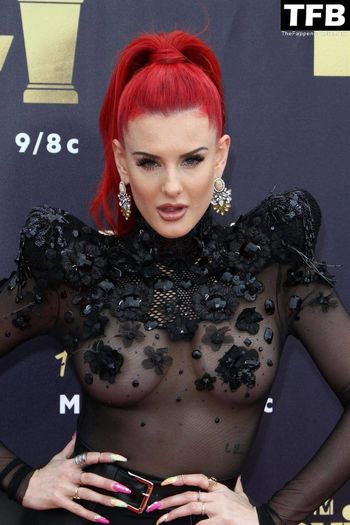 Justina Valentine