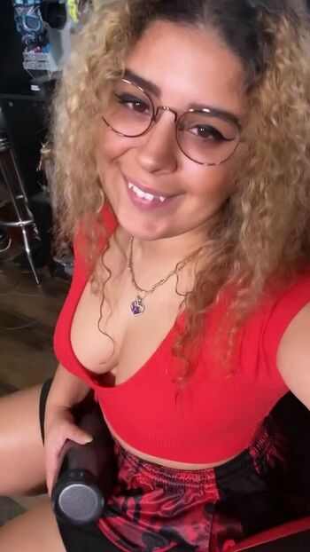 JustYeliz