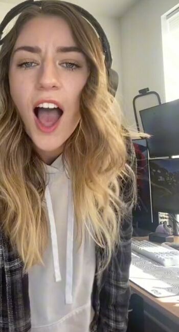 Jvlia_g