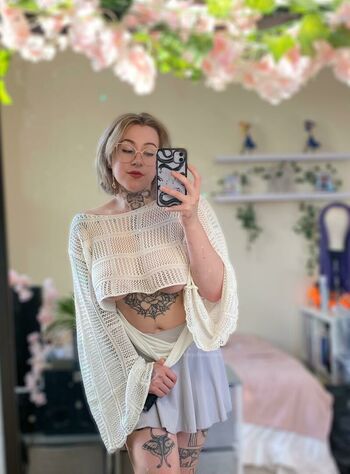 Kaiju_rose