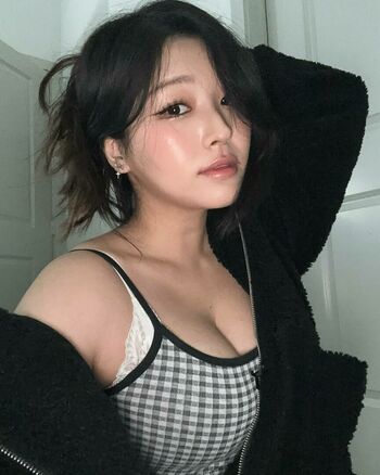 Kang Hee Yoon