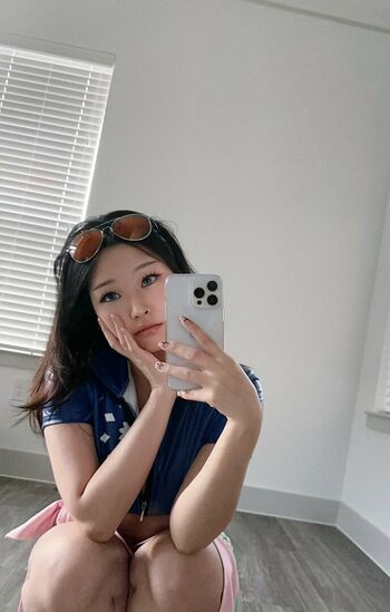 Kang Hee Yoon