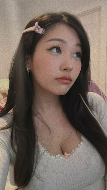 Kang Hee Yoon