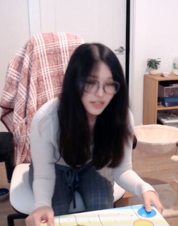 Kang Hee Yoon