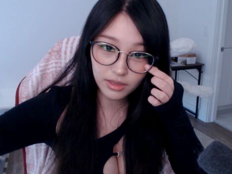 Kang Hee Yoon
