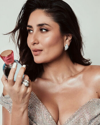 Kareena Kapoor KHAN