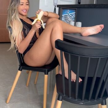 Karlyane Menezes